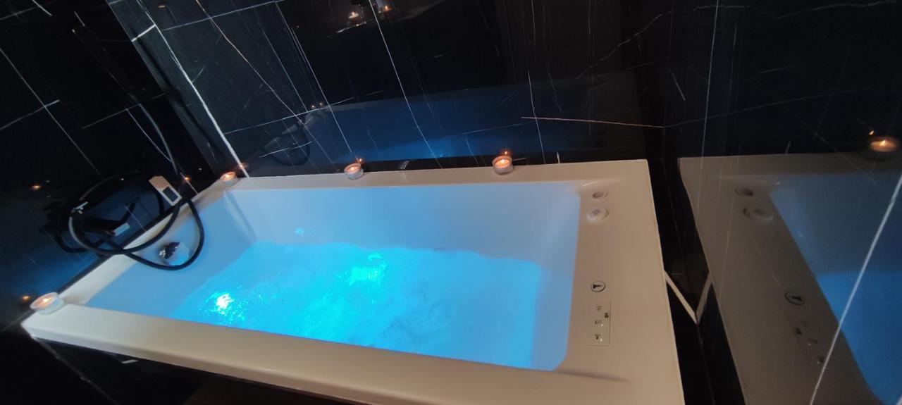 Chill Out Studio Jacuzzi & Sea Views アリカンテ エクステリア 写真
